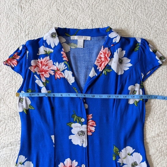 FOREVER 21 Retro Inspired Floral Skater Dress - Picture 5 of 5